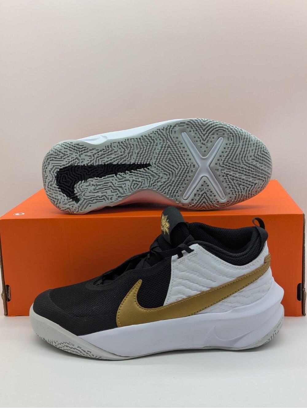 Kids Size 5Y Nike Team Hustle D10 Black Metallic Gold White Basketball Shoes New